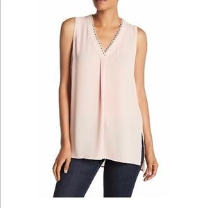 DR2 Women’s Blush V-Neck Tunic Top- ChicEwe